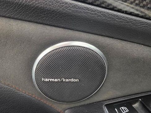 Used 2017 Mercedes-Benz SLC 43 AMG image 36