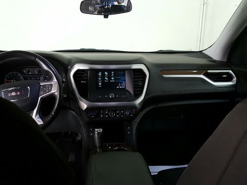 Used 2019 GMC Acadia SLE image 18