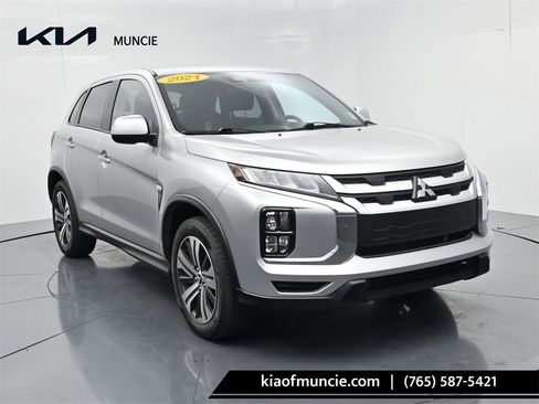 Used 2024 Mitsubishi Outlander Sport ES image 1
