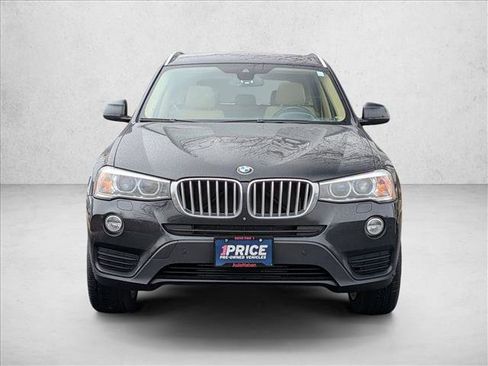 Used 2017 BMW X3 xDrive28i image 2