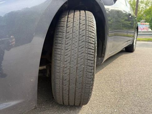 Used 2012 INFINITI G37 x w/ Premium Pkg image 32