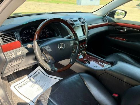 Used 2007 Lexus LS 460 RWD image 21