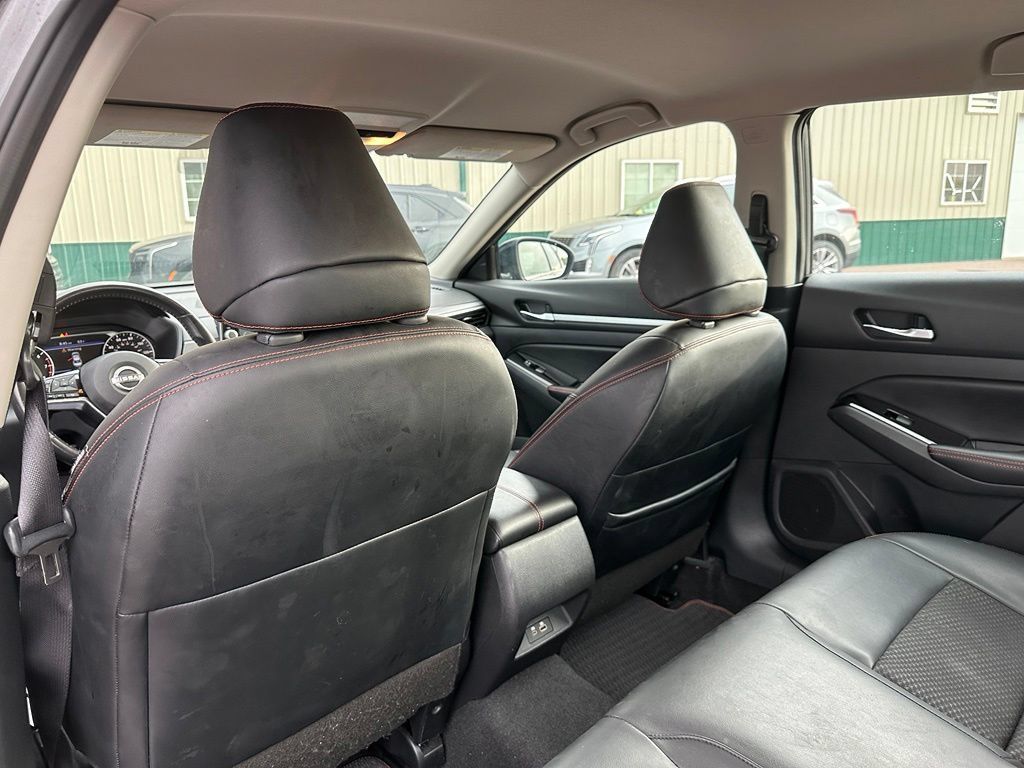 Used 2024 Nissan Altima 2.5 SR AWD/4WD image 23