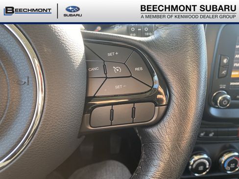 Used 2017 Jeep Renegade Altitude image 12