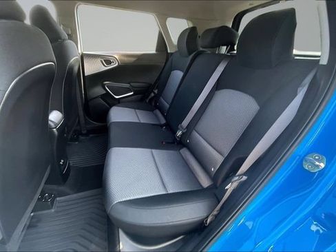Certified 2025 Kia Soul S FWD image 21