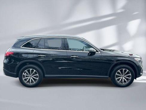 Certified 2025 Mercedes-Benz GLC 300 4MATIC image 5