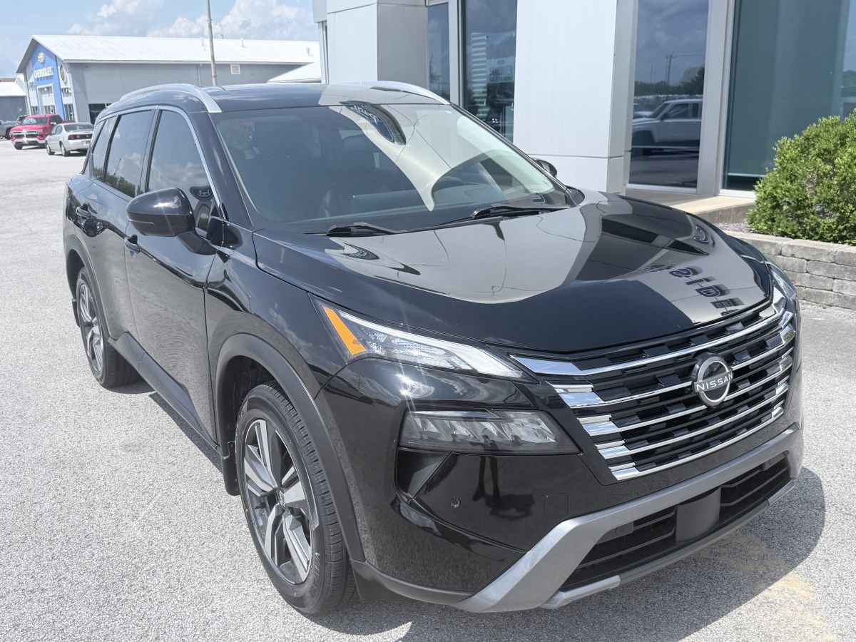 Used 2024 Nissan Rogue SL w/ SL Premium Package FWD image 3