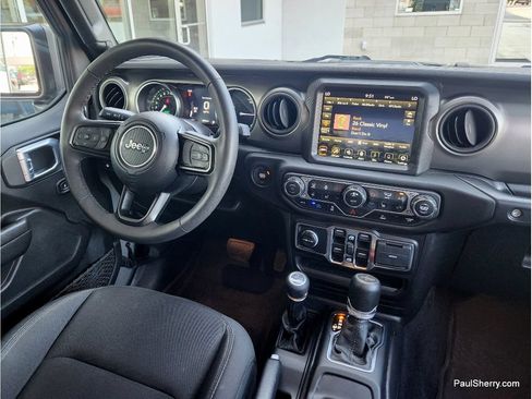 Used 2023 Jeep Wrangler Unlimited w/ Sun & Screen Package AWD/4WD image 5
