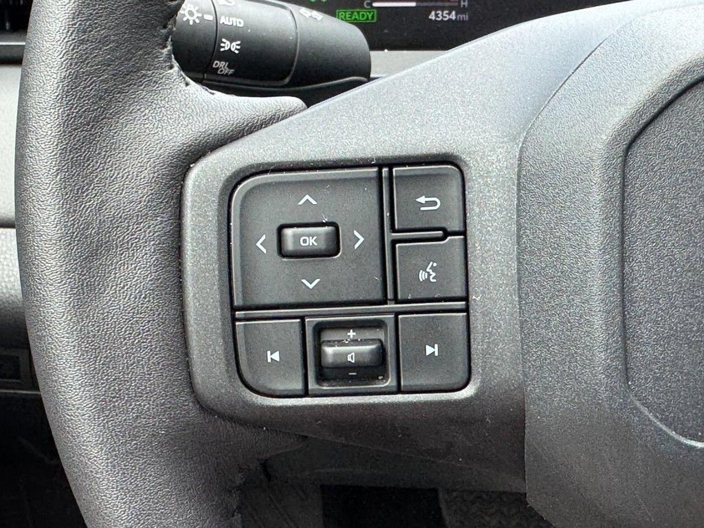 Used 2026 Toyota RAV4 XLE Premium AWD/4WD image 26