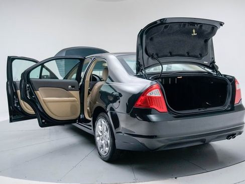 Used 2010 Ford Fusion SE image 19