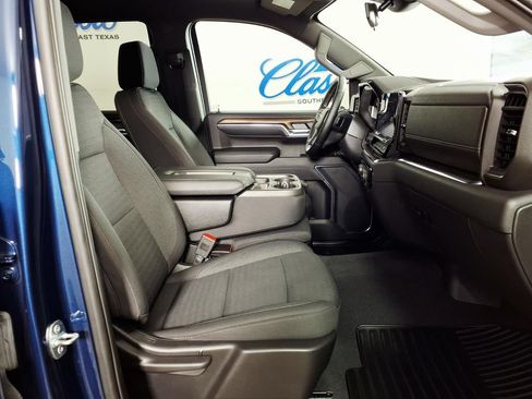 Used 2023 Chevrolet Silverado 1500 LT AWD/4WD image 12