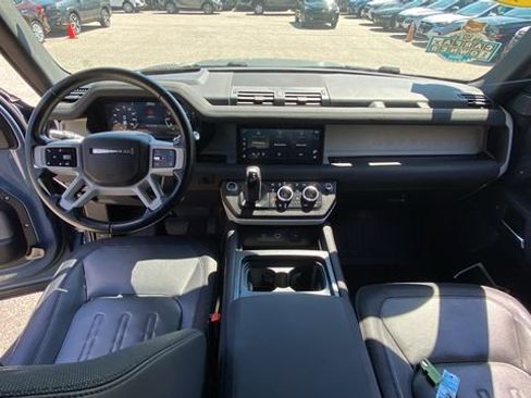 Used 2021 Land Rover Defender 90 X-Dynamic S AWD/4WD image 13