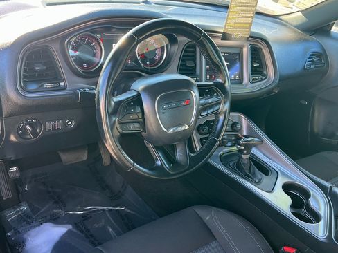 Certified 2023 Dodge Challenger SXT image 19