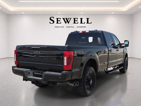Used 2022 Ford F250 Lariat w/ Lariat Ultimate Package AWD/4WD image 4