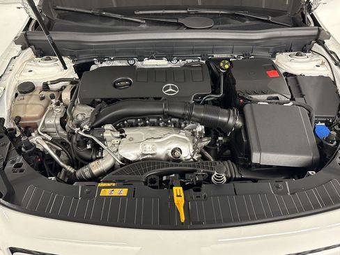 Certified 2023 Mercedes-Benz GLB 250 image 32