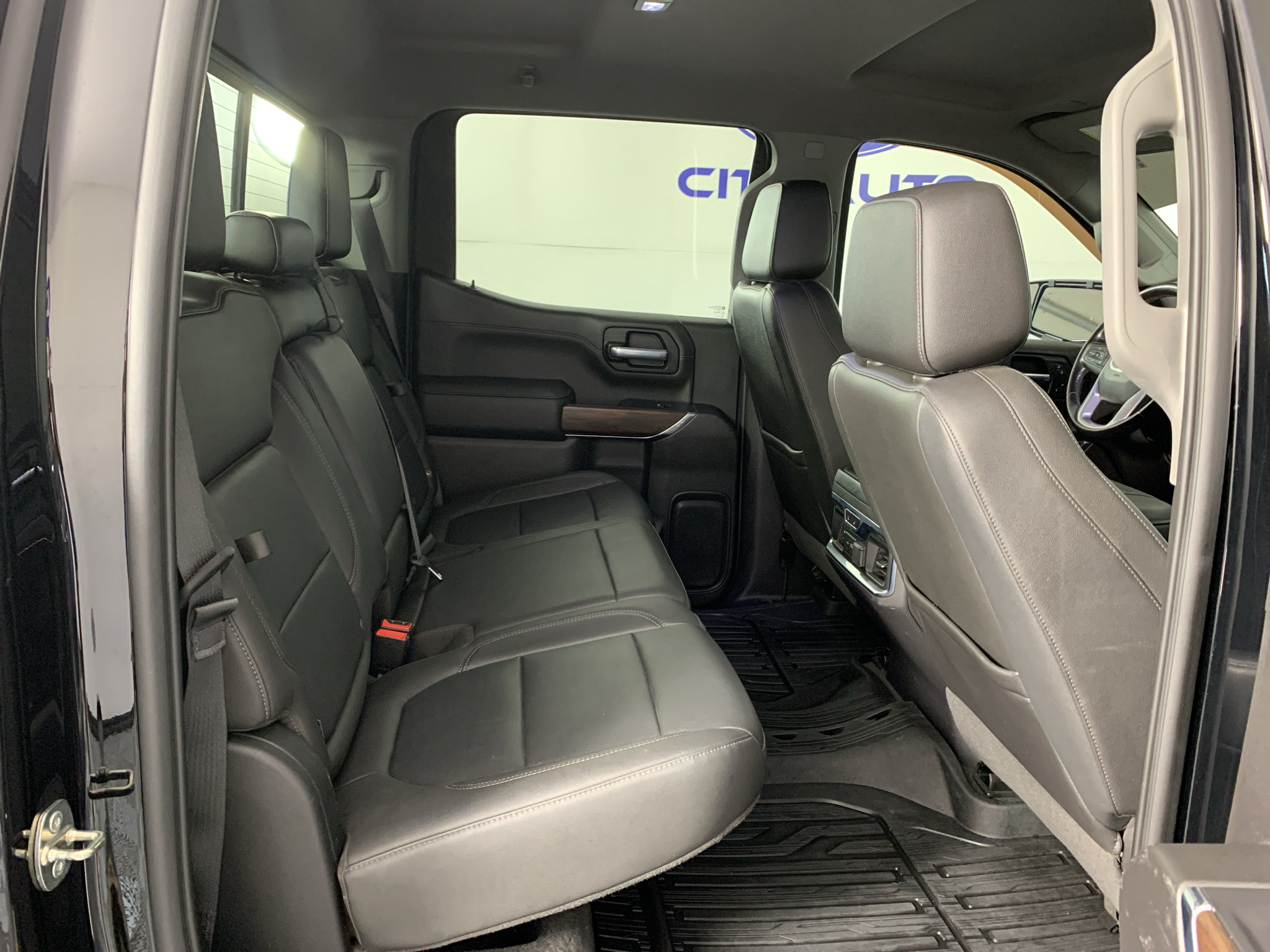 Used 2021 GMC Sierra 1500 SLT w/ SLT Premium Package AWD/4WD image 33