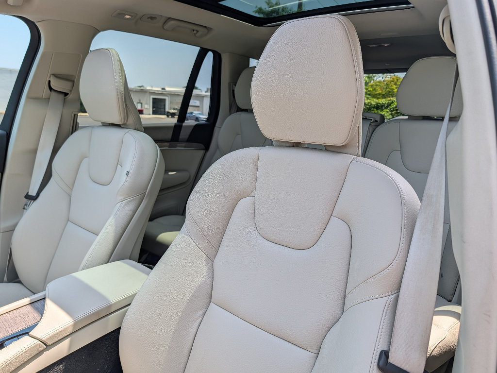 Used 2023 Volvo XC90 B6 Plus w/ Protection Package Premier AWD/4WD image 15