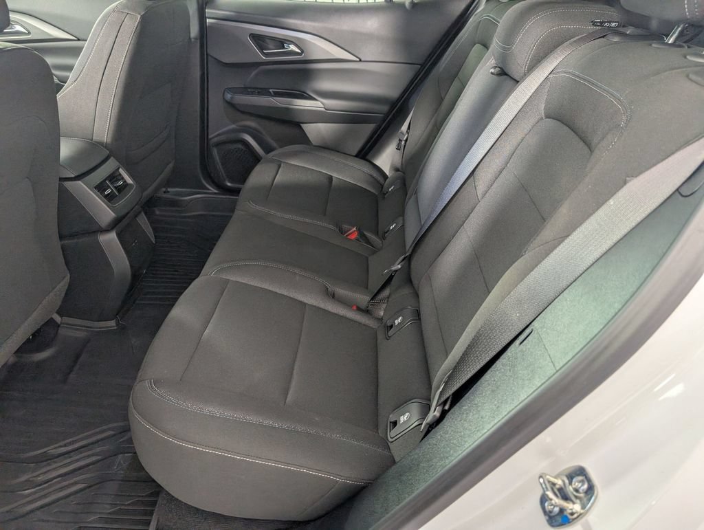 Certified 2026 Chevrolet Equinox EV LT FWD image 24