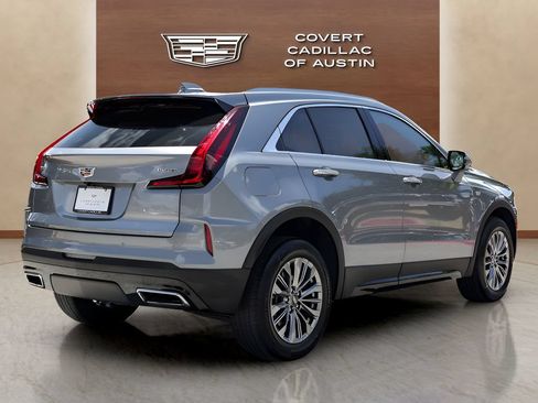 Certified 2025 Cadillac XT4 Premium Luxury FWD image 4