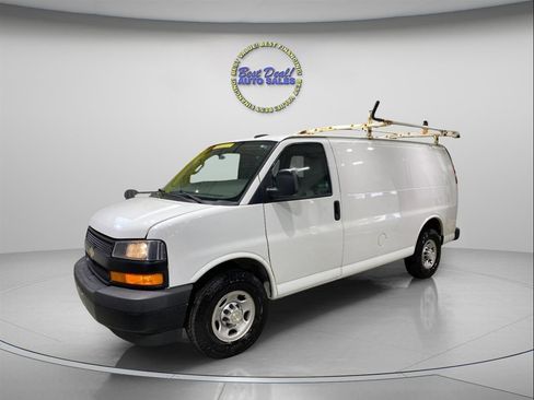 Used 2020 Chevrolet Express 2500 w/ Driver Convenience Package RWD image 1