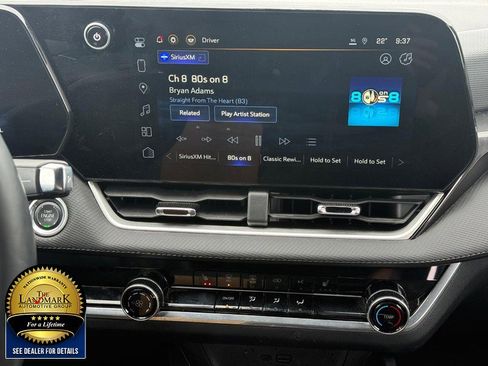 Used 2025 Chevrolet Equinox LT image 19