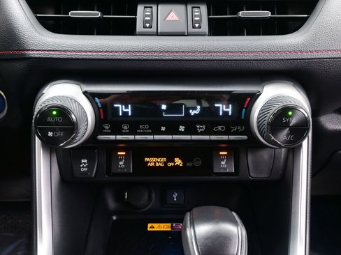 Used 2022 Toyota RAV4 XSE image 20