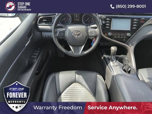 Used 2019 Toyota Camry SE FWD image 14