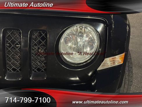 Used 2016 Jeep Patriot Sport w/ Power Value Group image 9