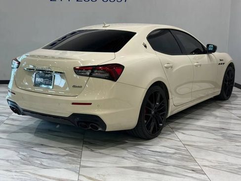 Used 2022 Maserati Ghibli Modena RWD image 7