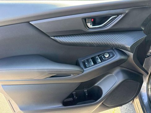 Used 2024 Subaru Ascent Premium w/ Convenience Package image 21