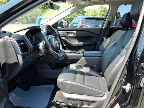 Certified 2023 Nissan Rogue SL w/ SL Premium Package AWD/4WD image 11