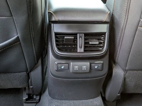 Used 2022 Subaru Outback Wilderness w/ Wilderness Package AWD/4WD image 19