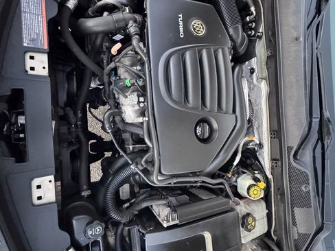 Used 2011 Buick Regal CXL Turbo w/ TO2 Preferred Equipment Group image 21