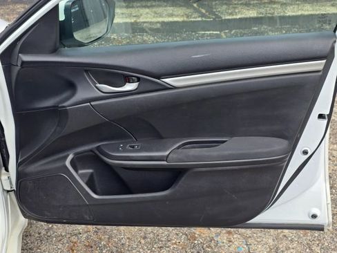 Used 2020 Honda Civic LX image 16