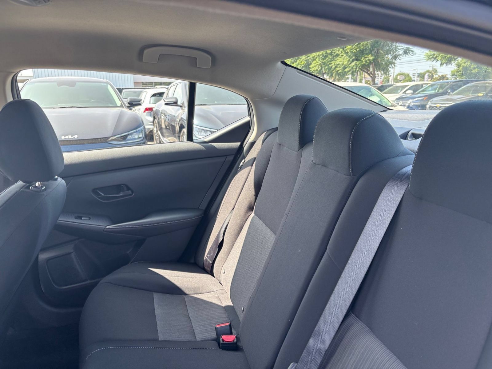 Used 2025 Nissan Sentra SV FWD image 38
