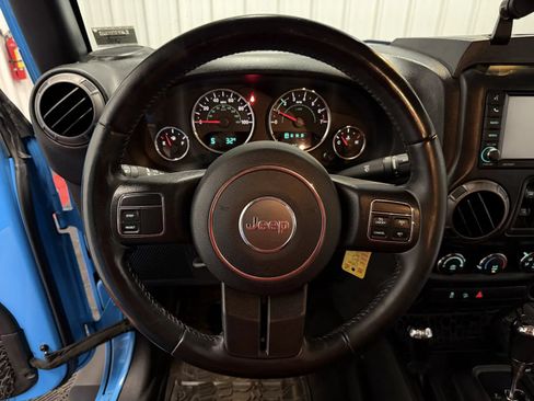 Used 2018 Jeep Wrangler Unlimited Sport S AWD/4WD image 24