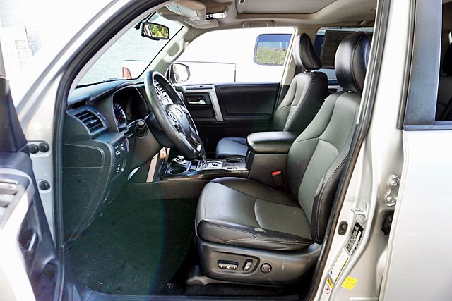 Used 2014 Toyota 4Runner SR5 Premium AWD/4WD image 21
