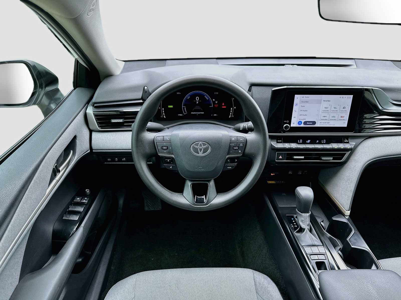Used 2025 Toyota Camry LE w/ Convenience Package FWD image 21