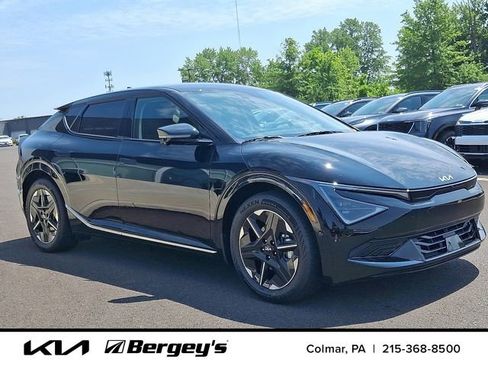 New 2025 Kia EV6 Wind AWD/4WD image 2