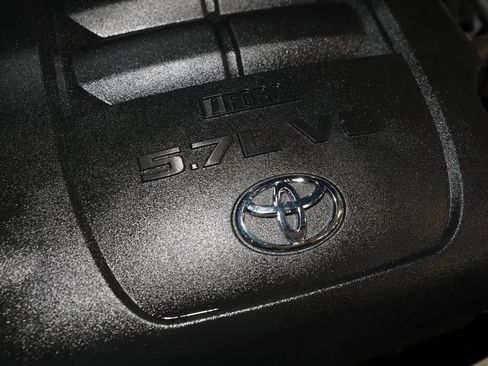 Used 2016 Toyota Sequoia Limited AWD/4WD image 87