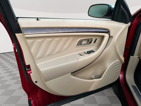 Used 2019 Ford Taurus Limited FWD image 26