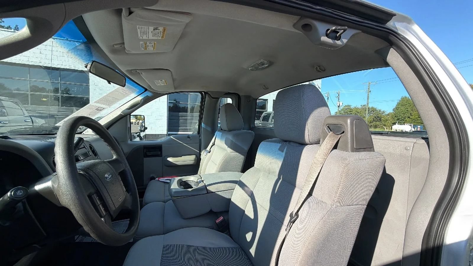 Used 2004 Ford F150 XL RWD image 34