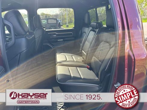 Used 2023 RAM 1500 Laramie AWD/4WD image 14