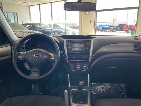 Used 2011 Subaru Forester 2.5X Premium w/ All-Weather Pkg image 22