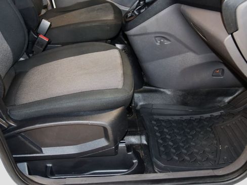 Used 2019 Ford Transit Connect XL FWD image 40