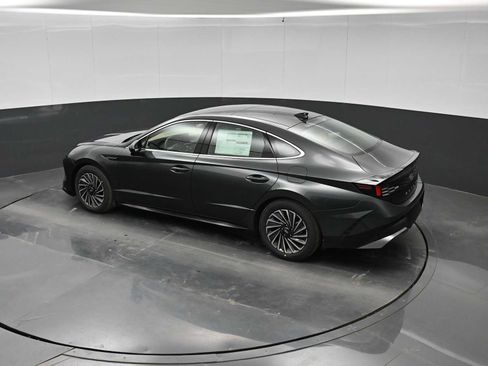 New 2026 Hyundai Sonata Limited FWD image 31