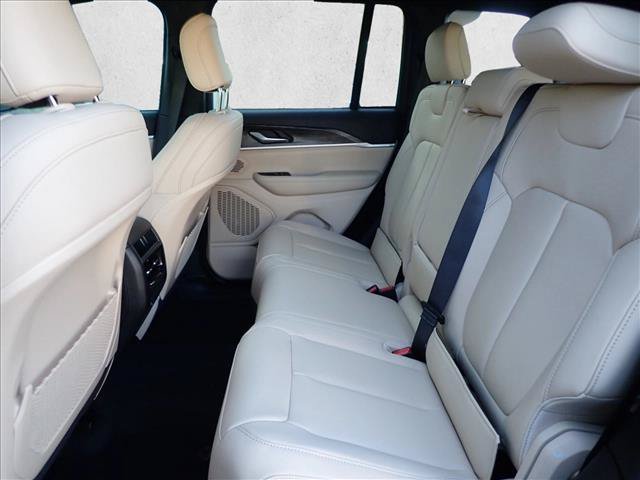 New 2027 Jeep Grand Cherokee Limited AWD/4WD image 10