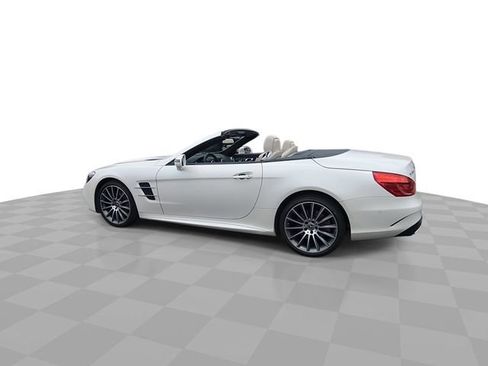 Used 2017 Mercedes-Benz SL 550 image 6
