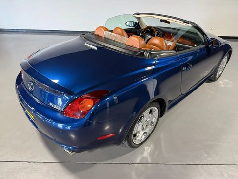 Used 2004 Lexus SC 430 Convertible RWD image 7