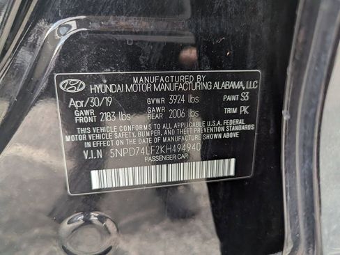 Used 2019 Hyundai Elantra SE image 30